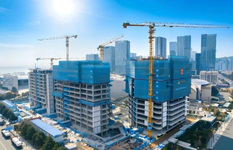 חוגגים בגדול את מבנה הליבה המוצלח של מרכז החדשנות של צ'ינגדאו Fortune Finance