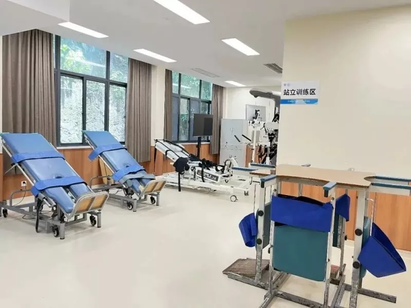 בניין הכשרה לציוד שיקום פלדה